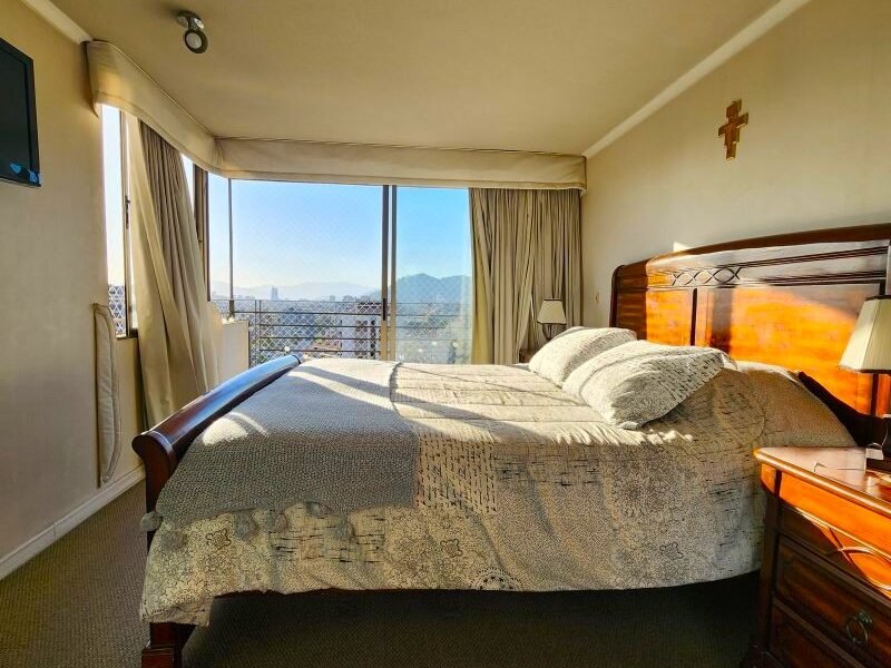 Amplio y luminosos depto en Ñuñoa