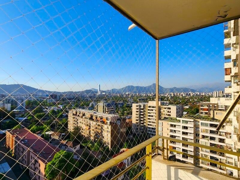 Amplio y luminosos depto en Ñuñoa