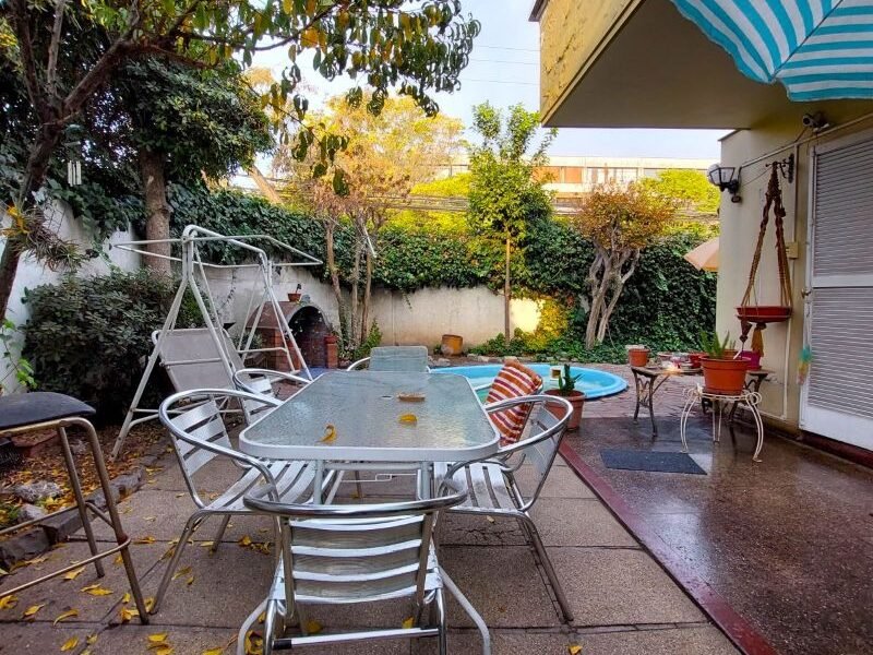 Linda y amplia casa en Ñuñoa/ Barrio residencial