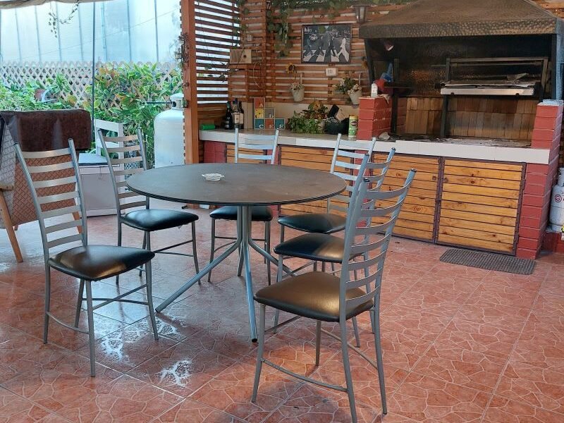 Bonita y acogedora casa con amplio terreno