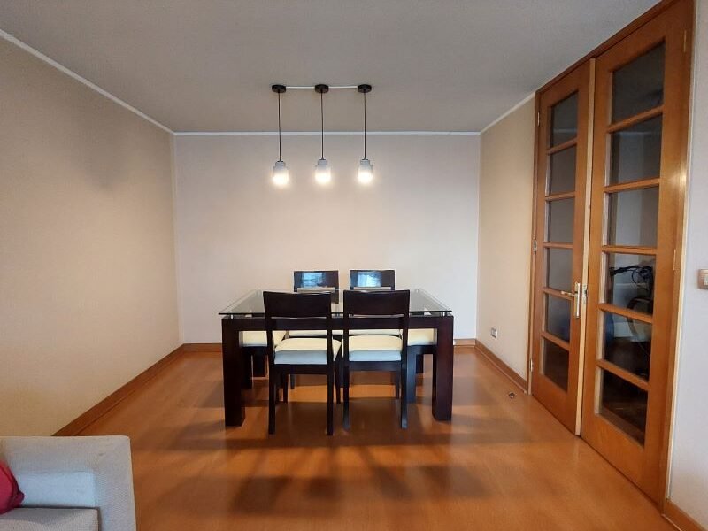 Lindo depto en Las Condes con excelente ubicación