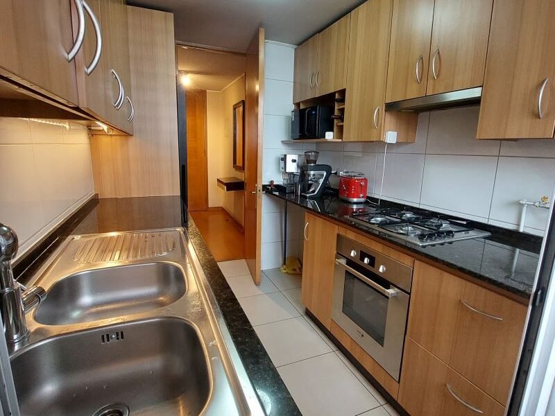 Lindo depto en Las Condes con excelente ubicación