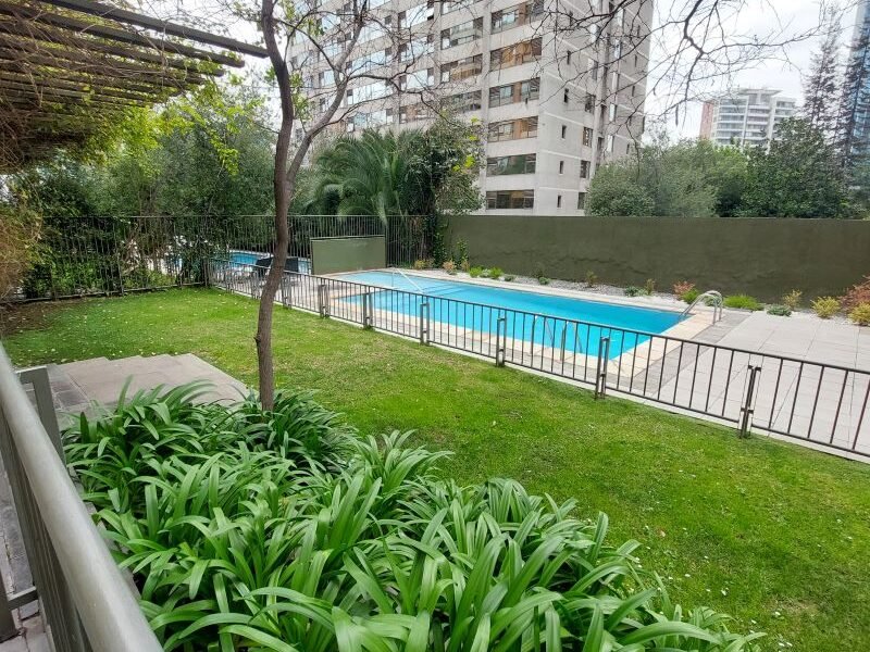 Lindo depto en Las Condes con excelente ubicación