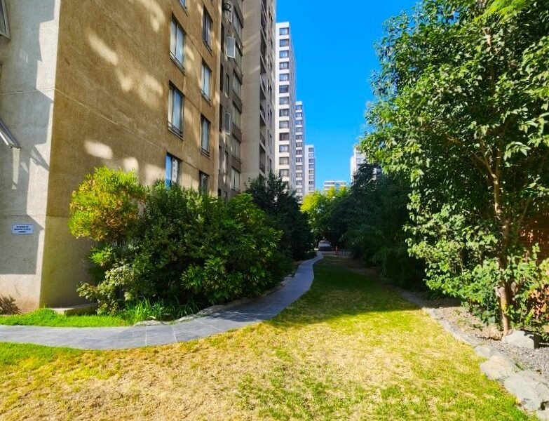 En arriendo bonito depto amoblado en Macul