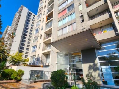 En arriendo bonito depto amoblado en Macul