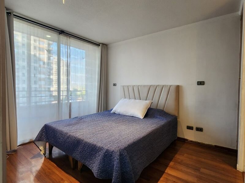 En arriendo bonito depto amoblado en Macul