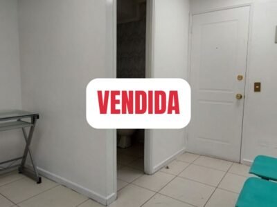Se vende oficina pasos del metro Bellavista de La Florida