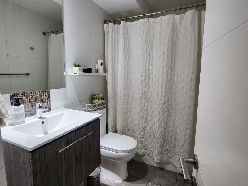 Departamento 2D/2B con Jardín Privado c/ 2 Estacionamientos